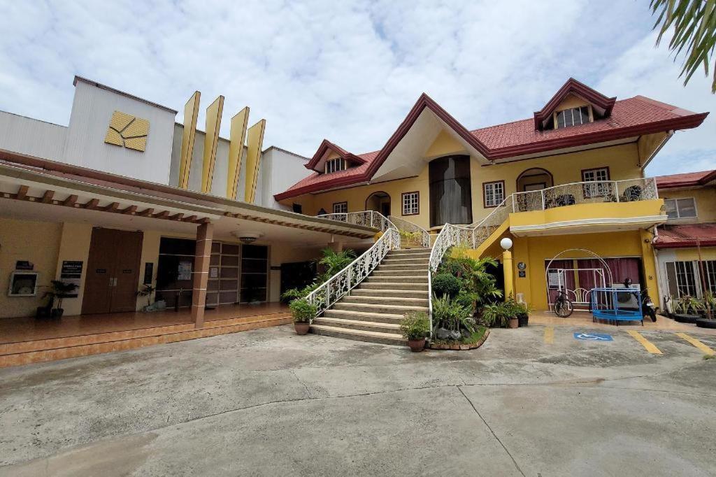 Sunny Point Hotel Davao Exterior photo